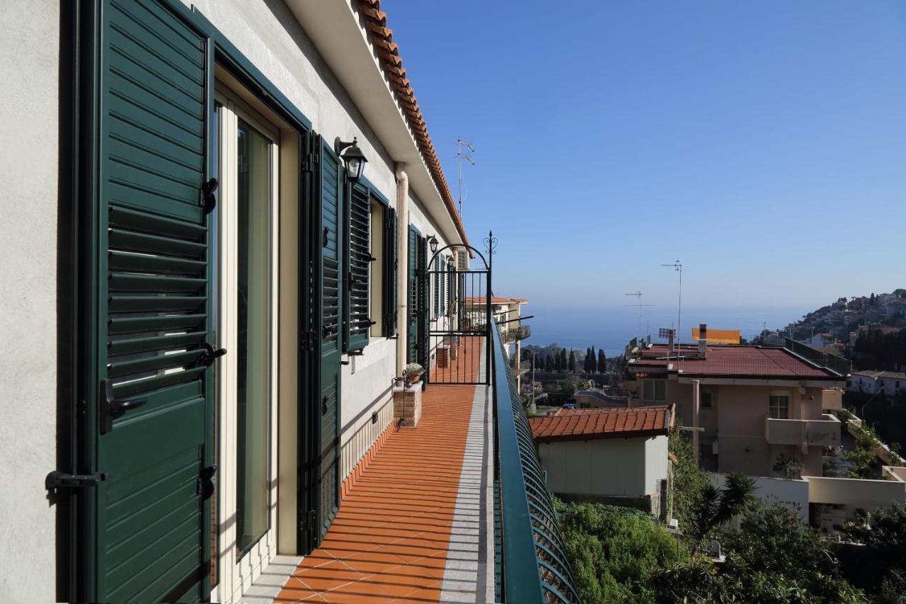 La Perla Apartment Taormina Ngoại thất bức ảnh